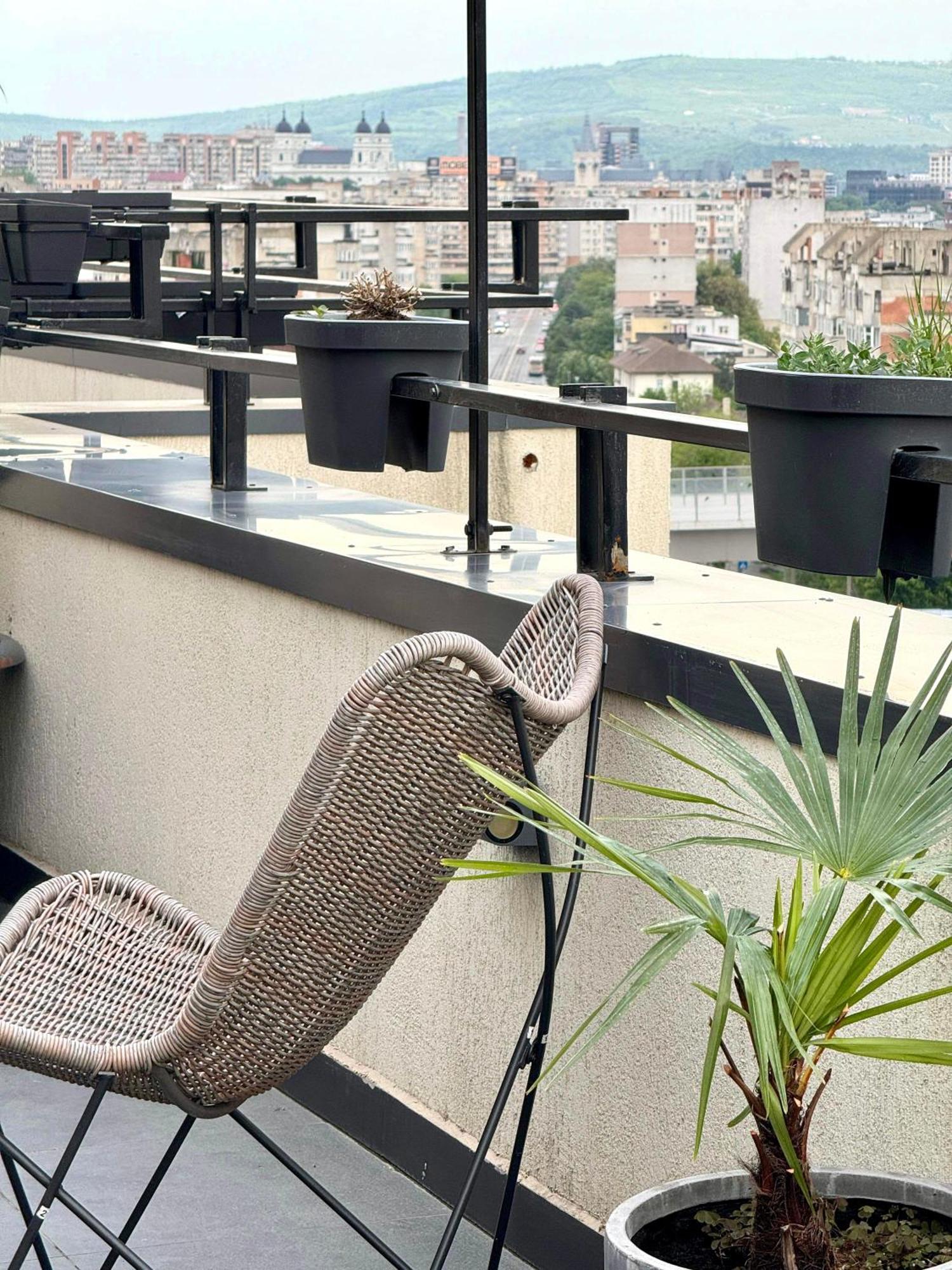 Penthouse Iasi Apartment Exterior foto