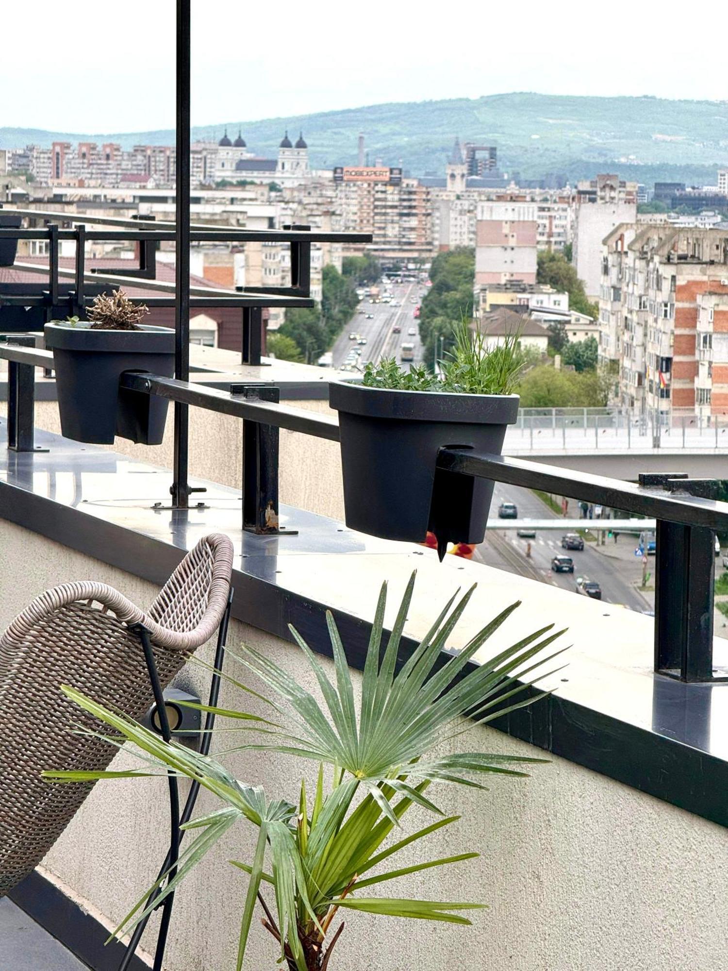 Penthouse Iasi Apartment Exterior foto