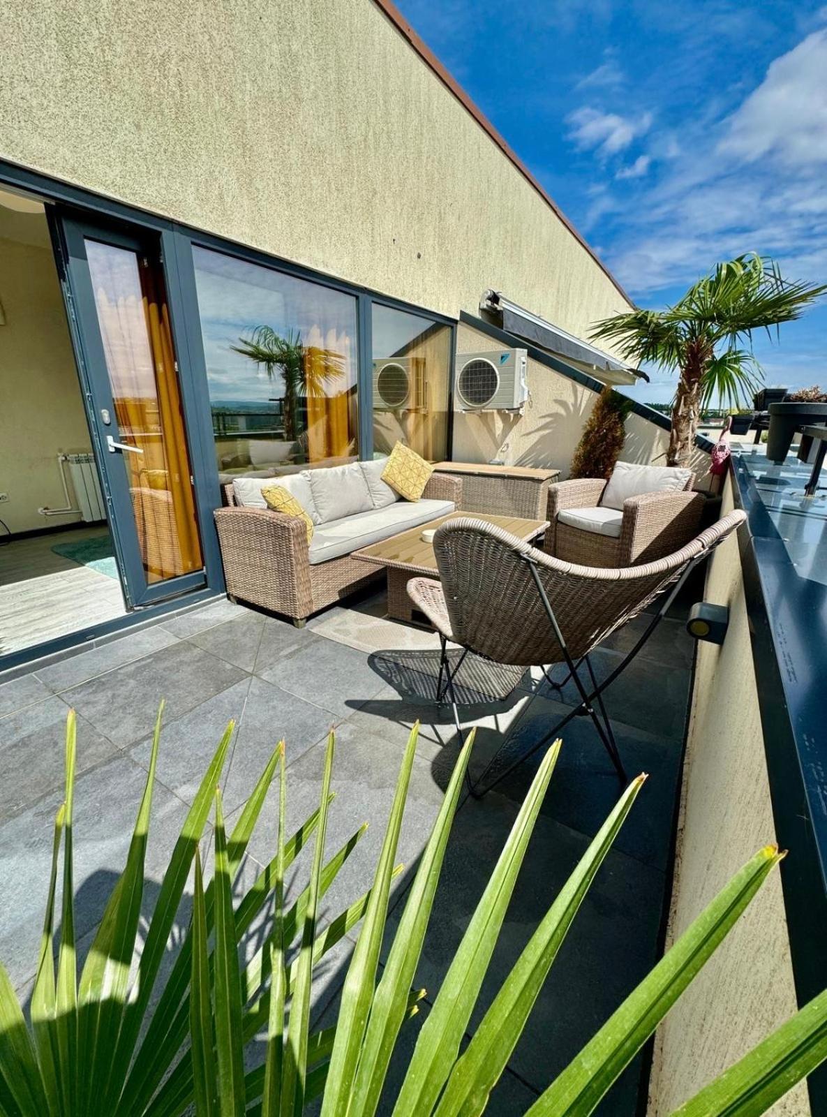Penthouse Iasi Apartment Exterior foto