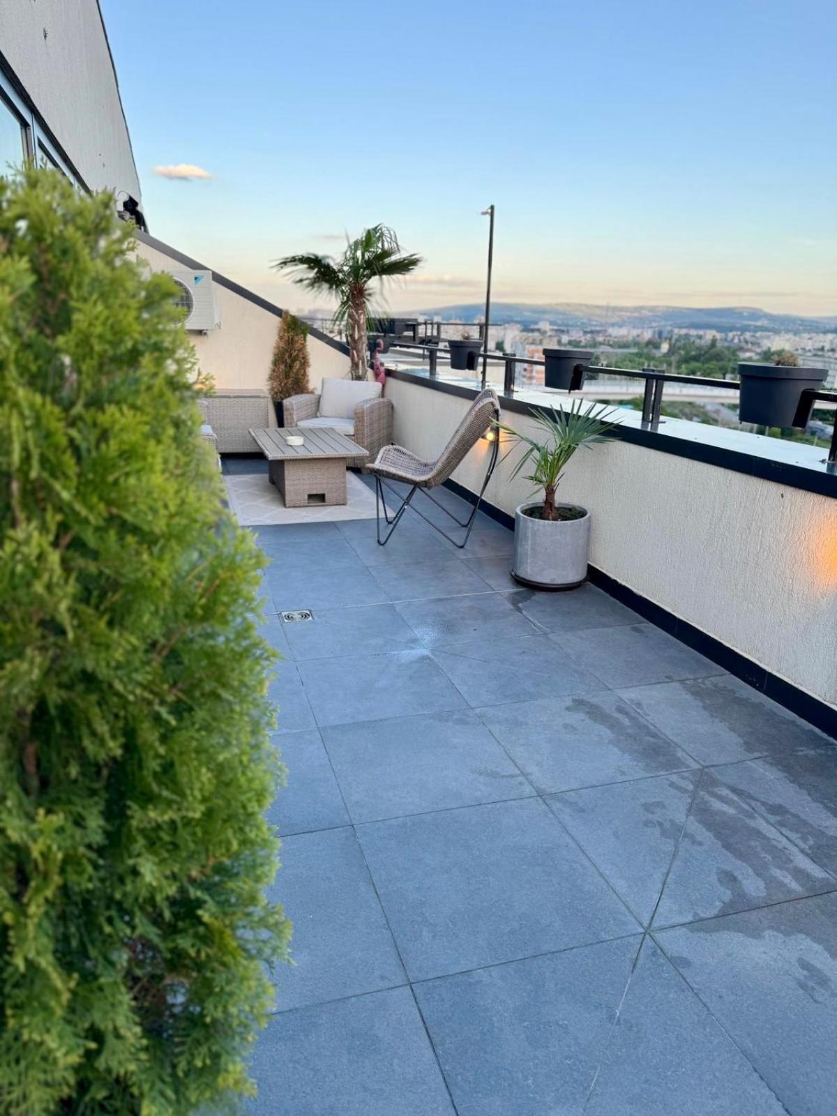 Penthouse Iasi Apartment Exterior foto