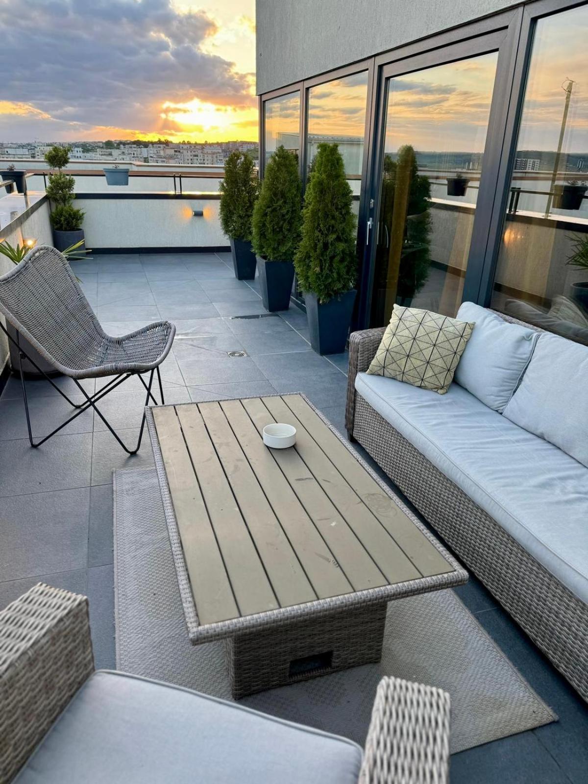 Penthouse Iasi Apartment Exterior foto