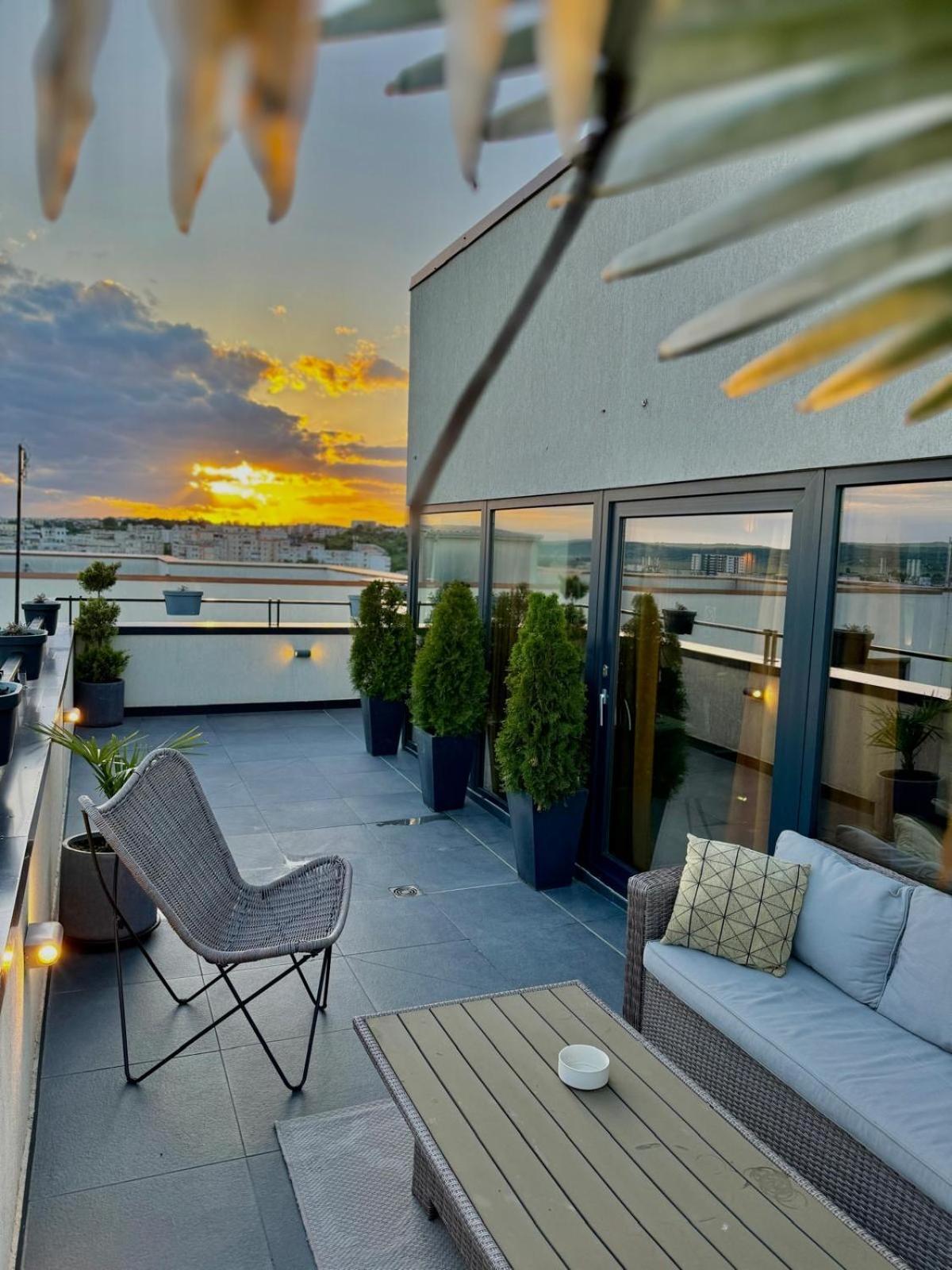 Penthouse Iasi Apartment Exterior foto