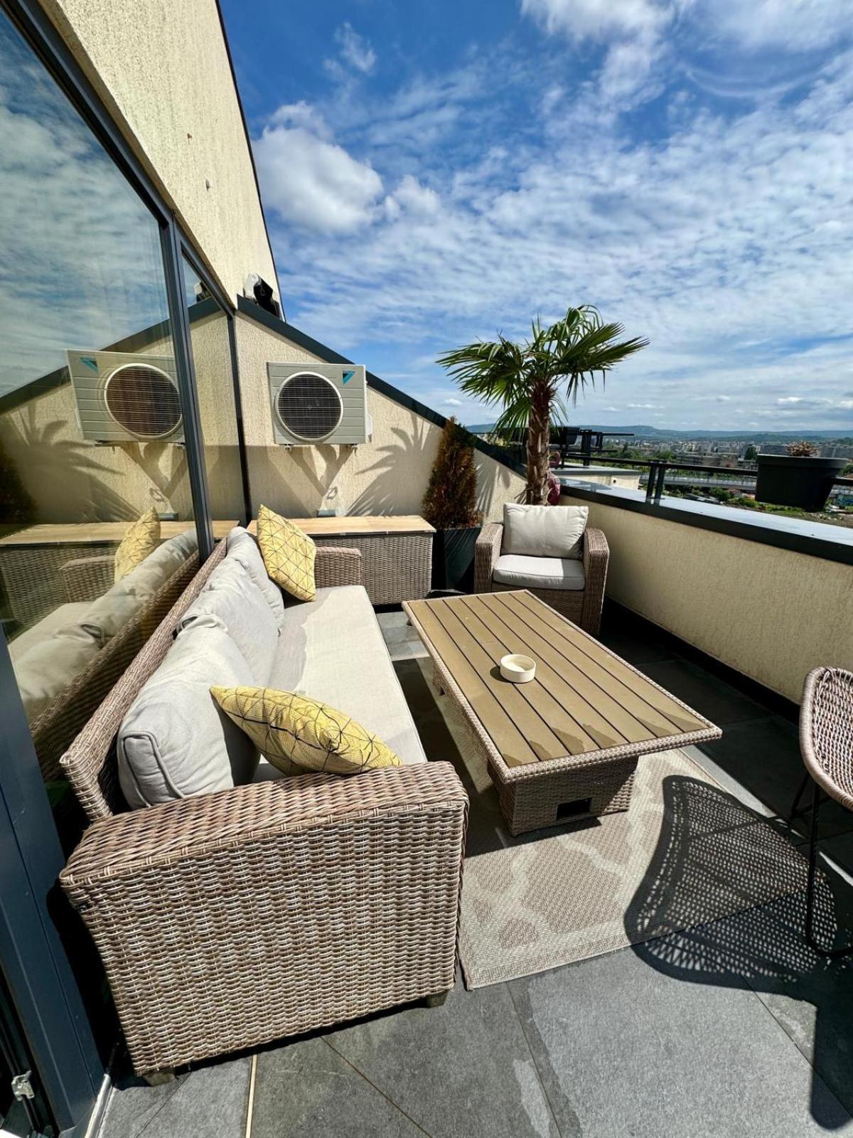 Penthouse Iasi Apartment Exterior foto