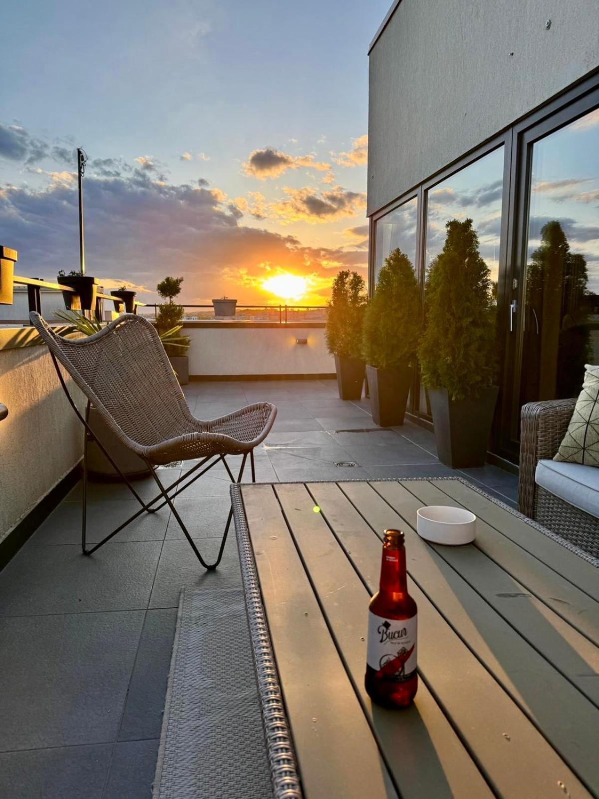 Penthouse Iasi Apartment Exterior foto