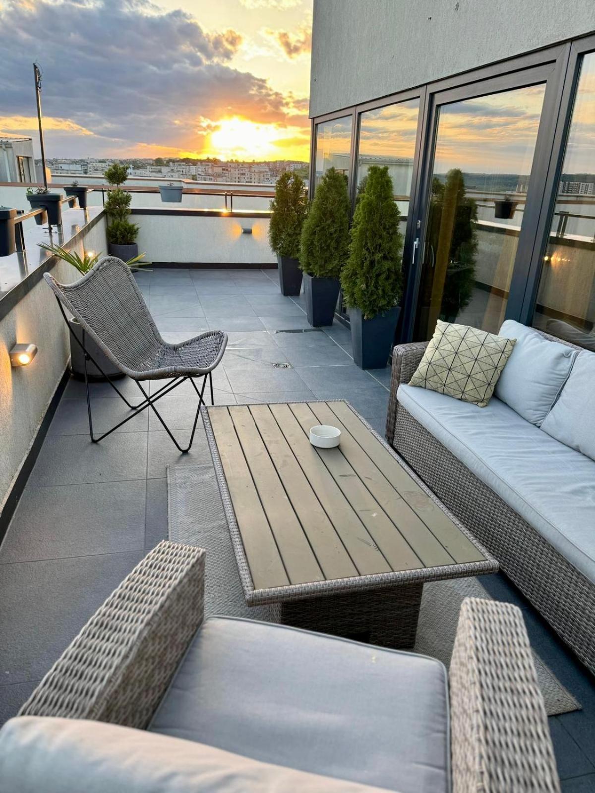 Penthouse Iasi Apartment Exterior foto